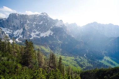Julian Alpleri, Avrupa 'nın manzaralı yaz manzarası