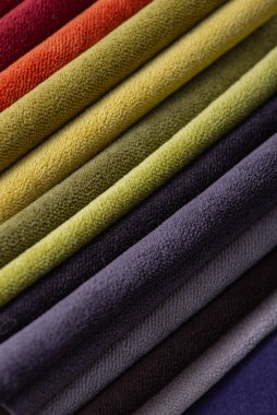 Mobilya tekstil örnekleri. Yumuşak döşeme kumaşları. Kanepe, koltuk ya da sandalye için kadife kumaş koleksiyonu. Doku kataloğu.