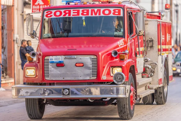 Matamoros Tamaulipas Mexico Вересня 2022 Desfile Septiembre Mexican Fire Engine — стокове фото