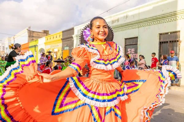 Matamoros Tamaulipas Mexico Februari 2023 Fiestas Mexicanas Parade Meisjes Jongens — Stockfoto