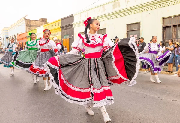 Matamoros Tamaulipas Messico Febbraio 2023 Fiestas Mexicanas Parade Ballerini Tradizionali — Foto Stock