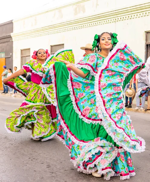 stock image Matamoros, Tamaulipas, Mexico - February 25, 2023: Fiestas Mexicanas Parade, Members of the Folkloric Institute Matamorense, traditional mexican dance group, performing at the parade