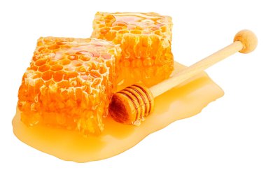 Bal şuruplu bal peteği beyaz arka planda izole edilmiş. Bal ve ahşap kaplama yaratıcı tasarım. Paket tasarım ögesi