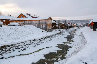 Roeros  is a municipality in Troendelag county, Norway and also the mining town 