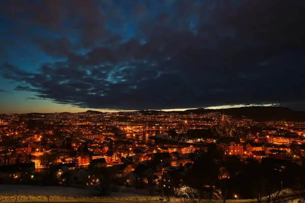 Wiosna Trondheim Widok Lotu Ptaka Historycznego Centrum Miasta Zmierzchu — Zdjęcie stockowe