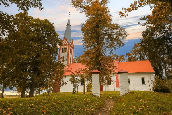 Chiesa Luterana Krimulda Considerata Una Delle Più Antiche Della Lettonia — Foto Stock