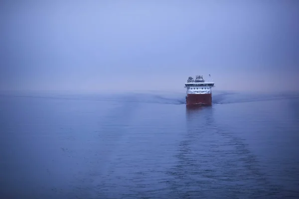 Nebbia Alba Estiva Traghetto Nel Mare Norvegese — Foto Stock