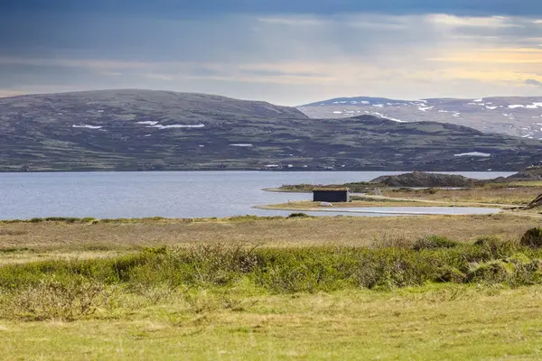 Yazın Orkel Gölü, Oppdal İlçesi, Norveç