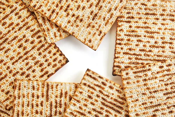 Πέσαχ Έννοια Γιορτή Εβραϊκή Πέσαχ Διακοπές Στοιβάζονται Matzah Απομονώνονται Λευκό — Φωτογραφία Αρχείου
