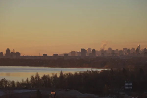 Východ Slunce Nebo Západ Slunce Nad Městem Kyjev Vyshhorod Ukrajina — Stock fotografie