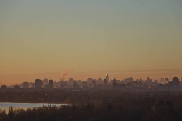 Wschód Lub Zachód Słońca Nad Miastem Kijów Wyszhorod Ukraina Zakręt — Zdjęcie stockowe