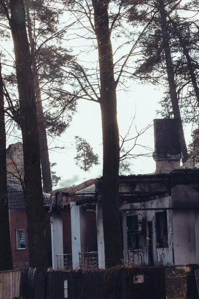 Zerstörte Wohngebäude Von Zivilisten Aufgrund Des Russischen Krieges Gegen Die — Stockfoto