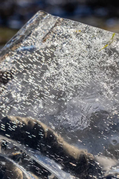 Soyut Görüş Batan Güneş Tarafından Aydınlatılan Buz Donmuş Hava Kabarcıkları — Stok fotoğraf