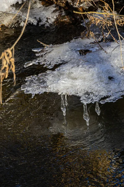 Fagyos Jég Víz Felett Winter Cold River Amelynek Következtében Jég — Stock Fotó