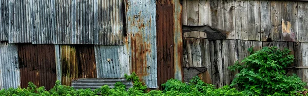 Background Banner Images Rusty Corrugated Iron Old Wood Overgrown Falling — Stock Photo, Image