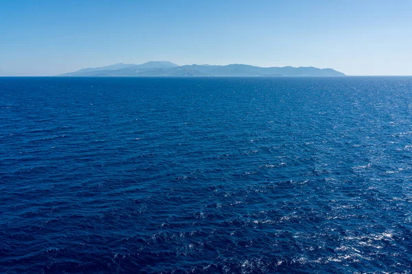 Corse Νησί Όπως Φαίνεται Από Πλοίο Από Την Ιταλία — Φωτογραφία Αρχείου