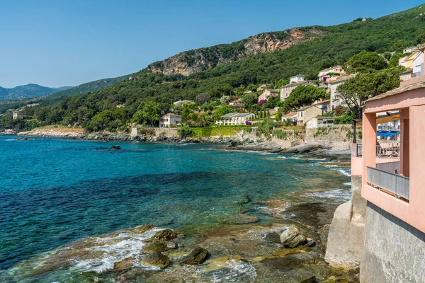 Het Pittoreske Dorpje Erbalunga Een Zomerochtend Cap Corse Corsica Frankrijk — Stockfoto