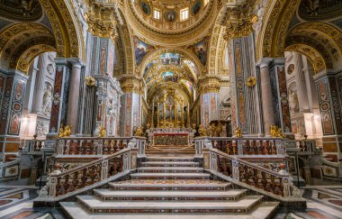 Montecassino Abbey, Lazio, İtalya 'nın muhteşem iç mekanı. Mart 20-2022