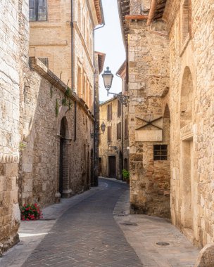 Güzel San Gemini şehri ve ortaçağ tarihi merkezi. Terni ili, Umbria, İtalya.
