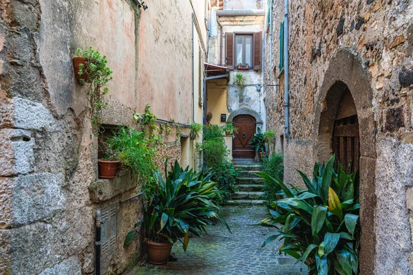 stock image A beautiful sight in the picturesque village of Giuliano di Roma, in the Province of Frosinone, Lazio, Italy.