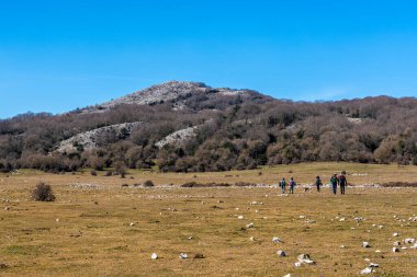 Monte Gennaro 'da manzara, San Polo dei Cavalieri köyü yakınlarında, Roma, Lazio, İtalya.