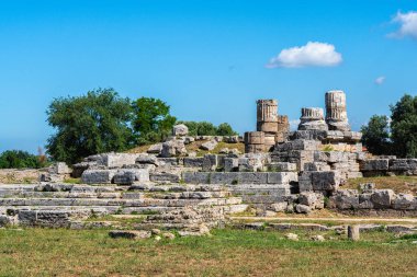 Salerno, Campania, İtalya 'daki Paestum' un görkemli arkeolojik bölgesi..