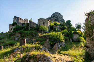 San Severino da Centola 'nın ortaçağ köyünün kalıntıları. Palinuro, Cilento, Campania, İtalya.