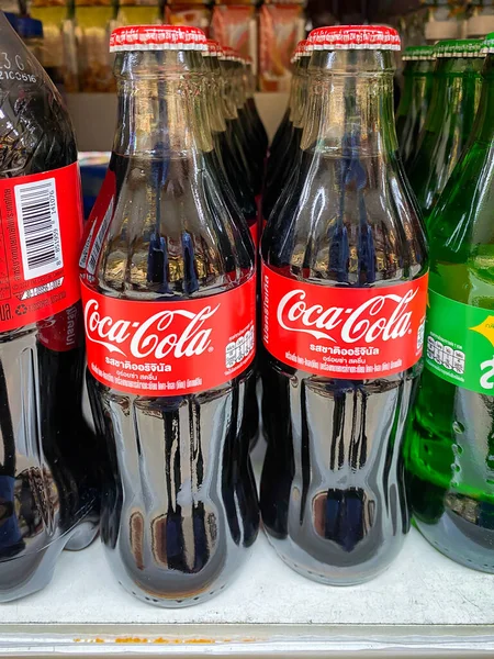 Bangkok Thaïlande Nov 2022 Nombreuses Bouteilles Coca Cola Sur Étagère — Photo