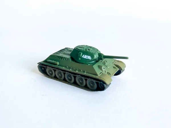 Wereld Oorlog Tank Speelgoed Isoleren Witte Achtergrond — Stockfoto