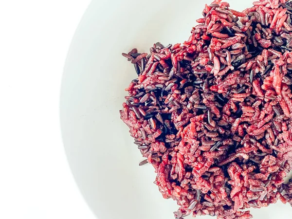 黑莓米可以在白色背景下食用 — 图库照片