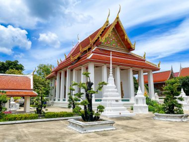 Bangkok Tayland - 16 Sep 2023: Bangkok Tayland 'da Wat Nang Ratchaworawihan Tapınağı