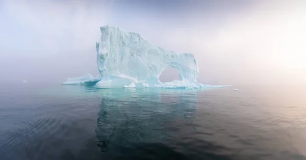Антарктида Південна Джорджія Самотній Льодовик Блакитні Льодовики Океанічній Воді Льодовиковий — стокове фото