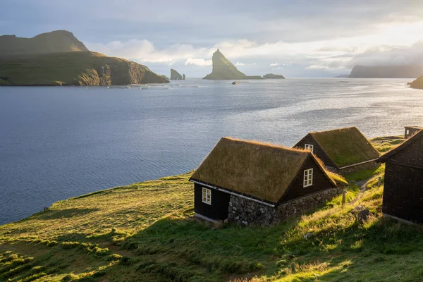 Çim Çatılı Evler Bour Köyü Vajina Adası Faroe Adaları Danimarka — Stok fotoğraf