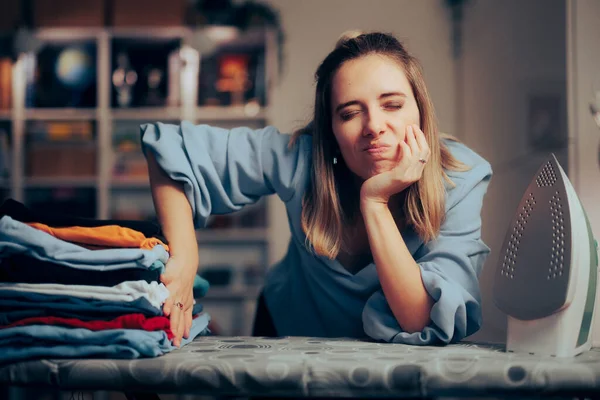 Woman Mood Ironing Pile Clothes — Foto de Stock