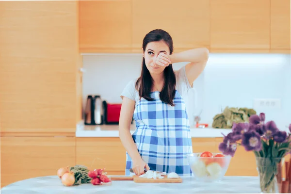 Woman Crying While Chopping Onion Home — Stock Photo, Image