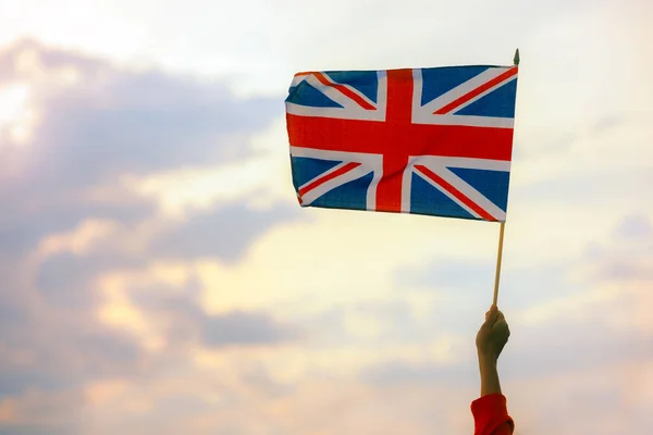 Sallıyor Birleşik Krallık Bayrağını Gökte — Stok fotoğraf