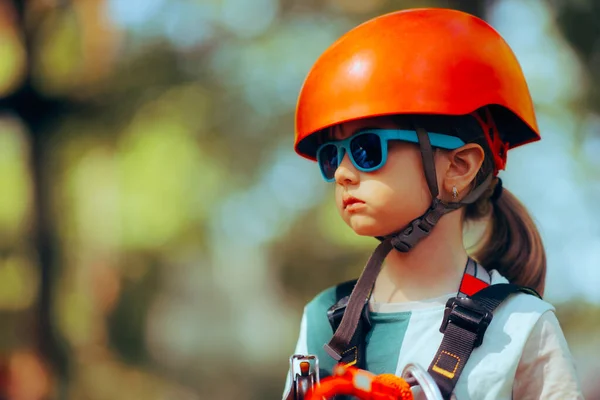 Girl Wearing Safety Equipment Climbing Adventure Park — Stok Foto