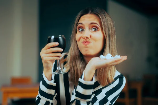Surprised Woman Showing Quantity Sugar One Drink — Stock Photo, Image