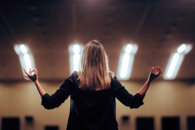 Kamu Sözcüsü Hazırlanmak İçin Pozitif Enerji Kanalı Kuruyor