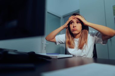 Stresli Tıp Doktoru İş Yükünden Yorgun 