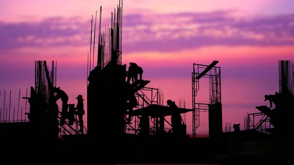 Silhouette Worker Work Late Construction Site Beauty Sky Nature Background — Stock Photo, Image