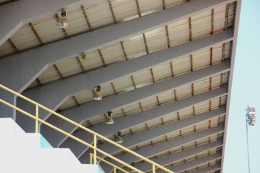 Açık hava beton stadyum çimento yapı basamak koltuk tezahürat