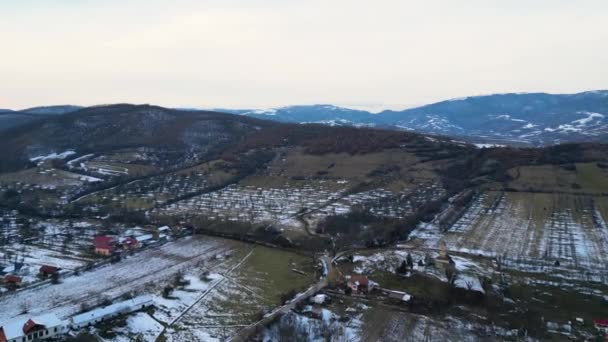 Laaggelegen Vlucht Boven Densus Dorp Hunedoara Provincie Roemenië Europa Drone — Stockvideo