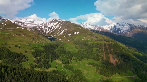 奥地利阿尔卑斯山 格罗斯克纳高山路 无人机航拍镜头 — 图库视频影像