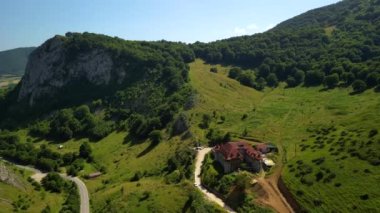 Valisoara vadileri, Apuseni dağları, Alba ilçesi, Romanya. İHA hava görüntüleri.