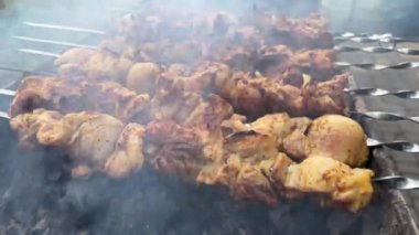 Baharatlı ızgara tavuk eti