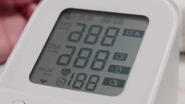 Tonométer Monitoron Lévő Adatok Közelről Vérnyomásmérés — Stock videók