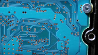 Elektronik pano yakın plan. Hard disk baskılı devre kartı. büyük veri ve hesaplama kavramı.