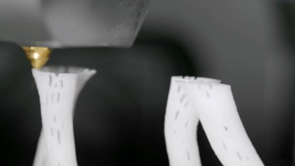 Электронный Пластиковый Принтер Эксплуатации Печать Белого Волокна — стоковое видео