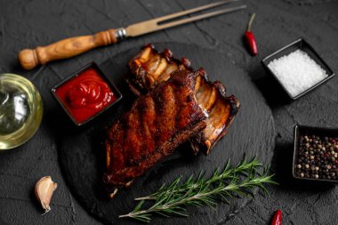 Baharatlı ve şifalı pirzola.